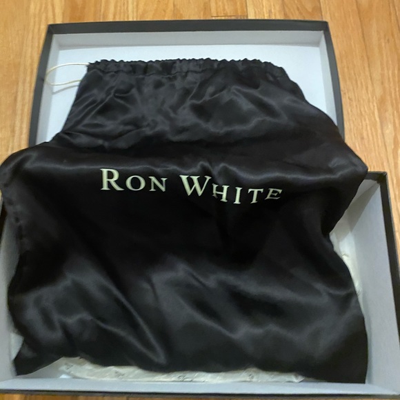 Comfortable shoe wore them three times. - Picture 5 of 5